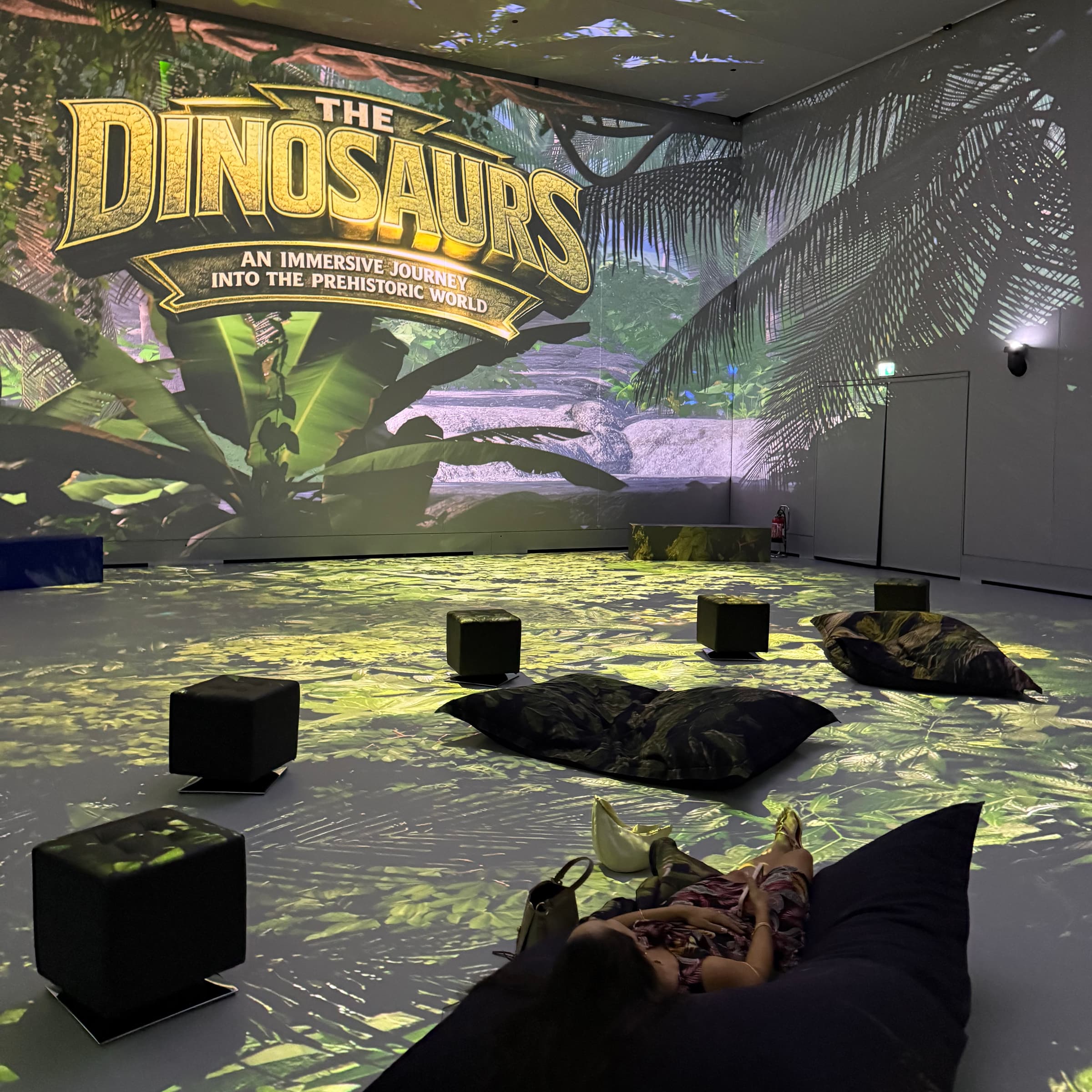 DINOSAURS - Une aventure spectaculaire et immersive à GRIDX